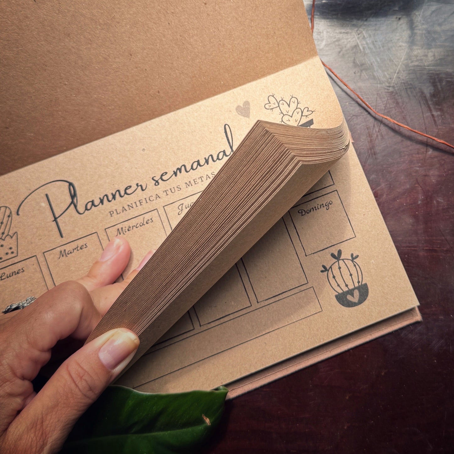 Planner de Escritorio Kraft